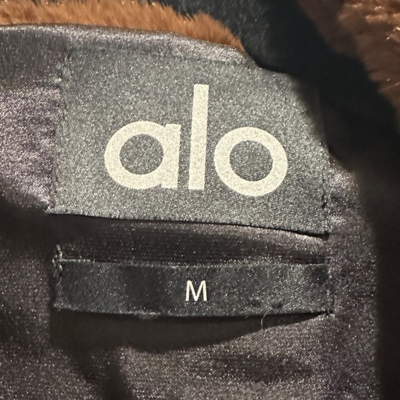 ALO Yoga Chocolate Teddy Coat - Picture 2 of 5